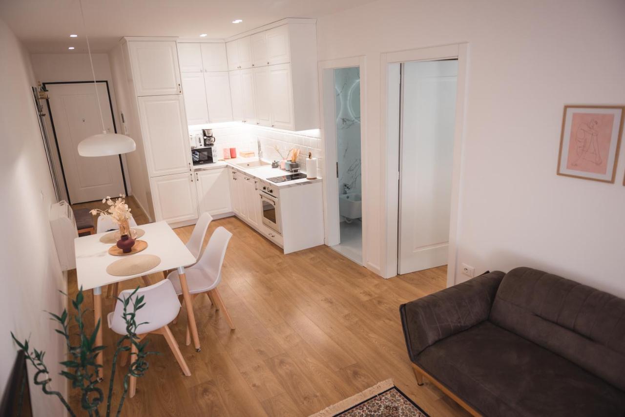 Apartment Tam Skanderbeg Square City Center Apartment No4 Tirana